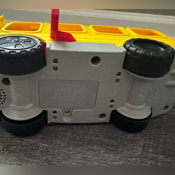 Fisher-Price Little People Yellow School Bus Toy with Lights and Sounds Toddler - Picture 5 of 5